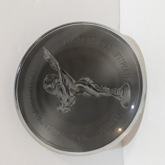 c VERY RARE ROLLS ROYCE FLYING LADY HOOD ORNAMENT MASCOT DISH PLATE - Picture 2 of 4